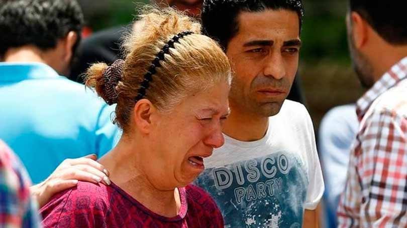 Terrorismo: familiares de uma das vítimas do ataque no aeroporto de Istambul na terça